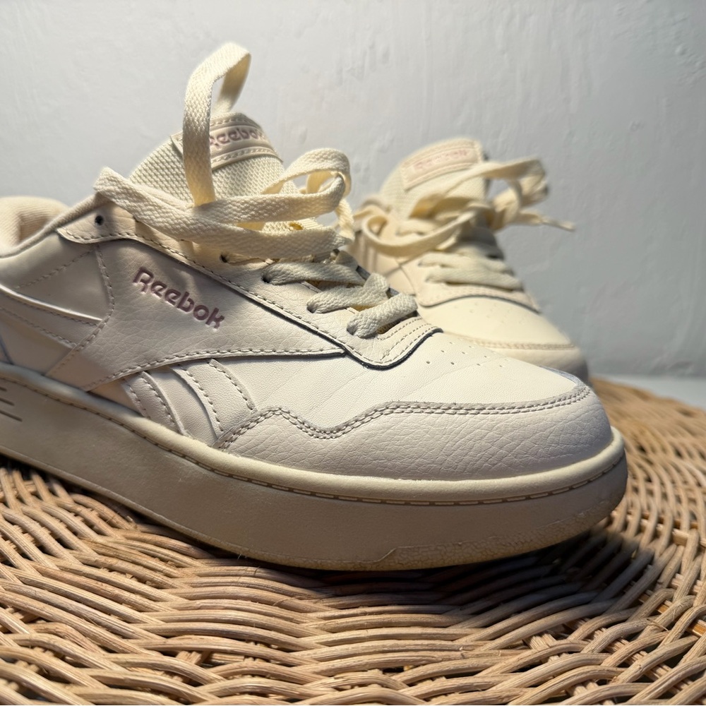 Reebok Off-White Low-Top Leather Sneakers